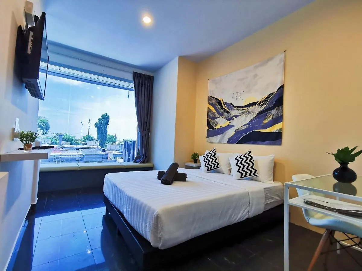 Gurney Coast By Sky Hive Hotel George Town