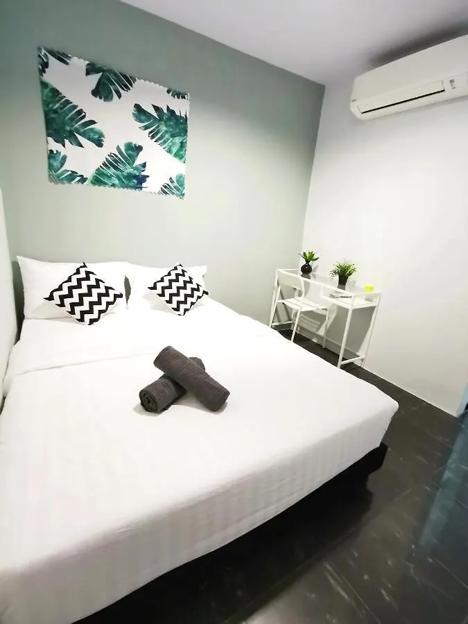 Gurney Coast By Sky Hive Hotel George Town